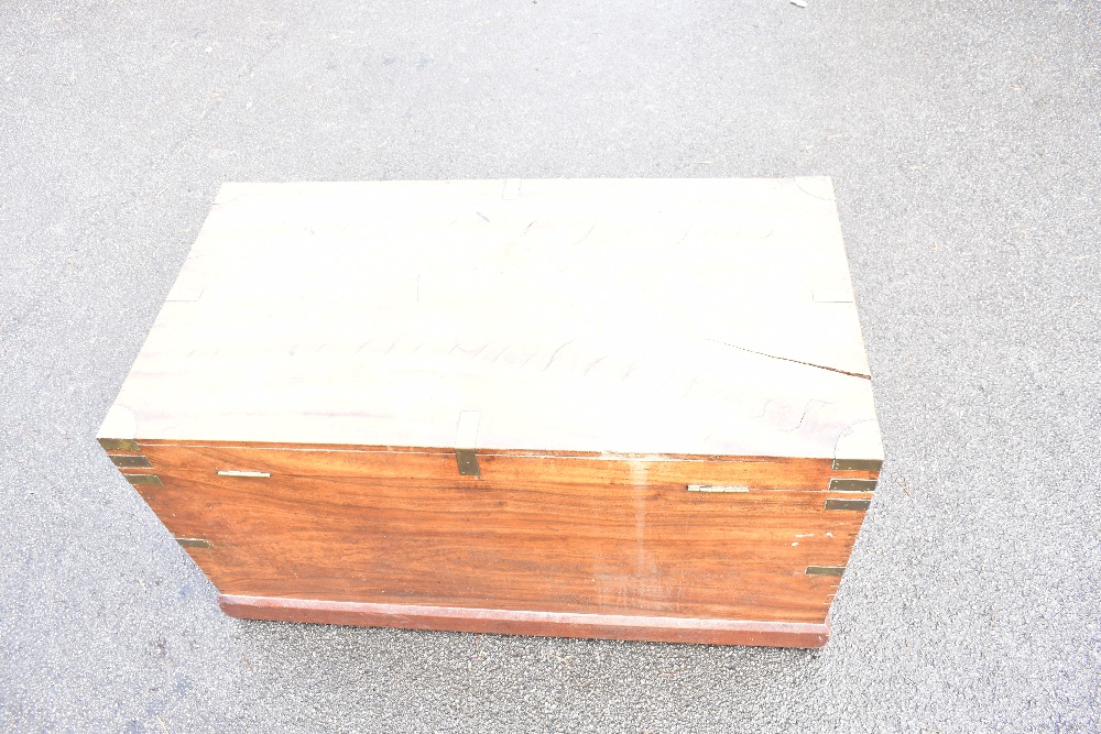 A 19th century camphor blanket chest, on plinth base, height 55.5cm, width 103cm, depth 55cm. - Bild 3 aus 4