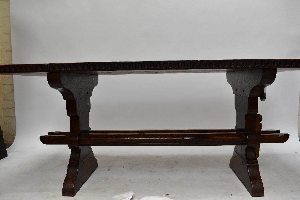 A reproduction oak refectory table on baluster feet, width 183cm, depth 76cm, height 73cm. - Bild 2 aus 2