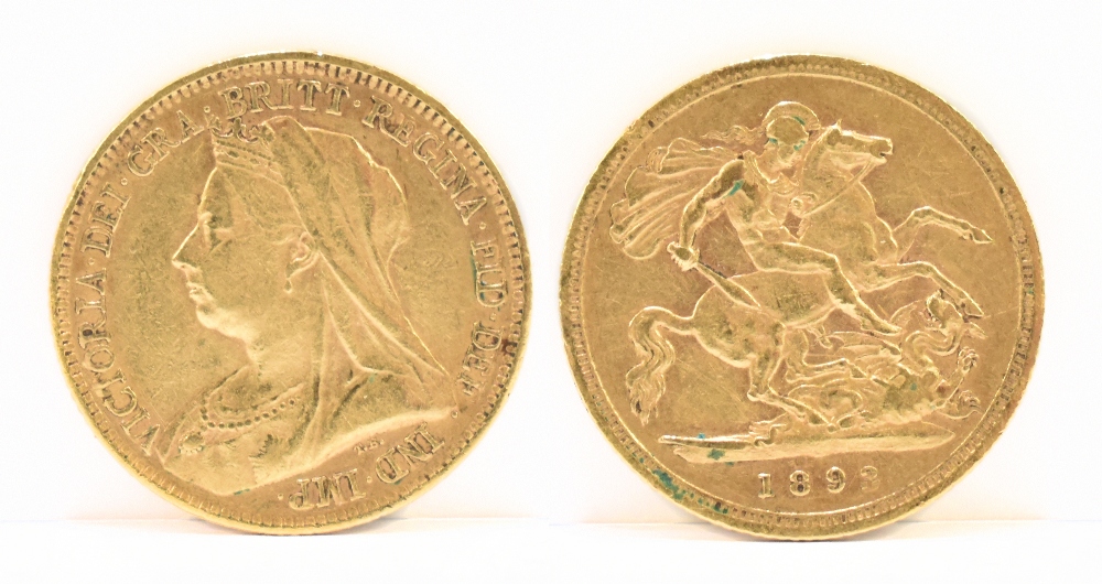 A Victorian half sovereign, 1893 Additional InformationLight wear and scratches but good condition.