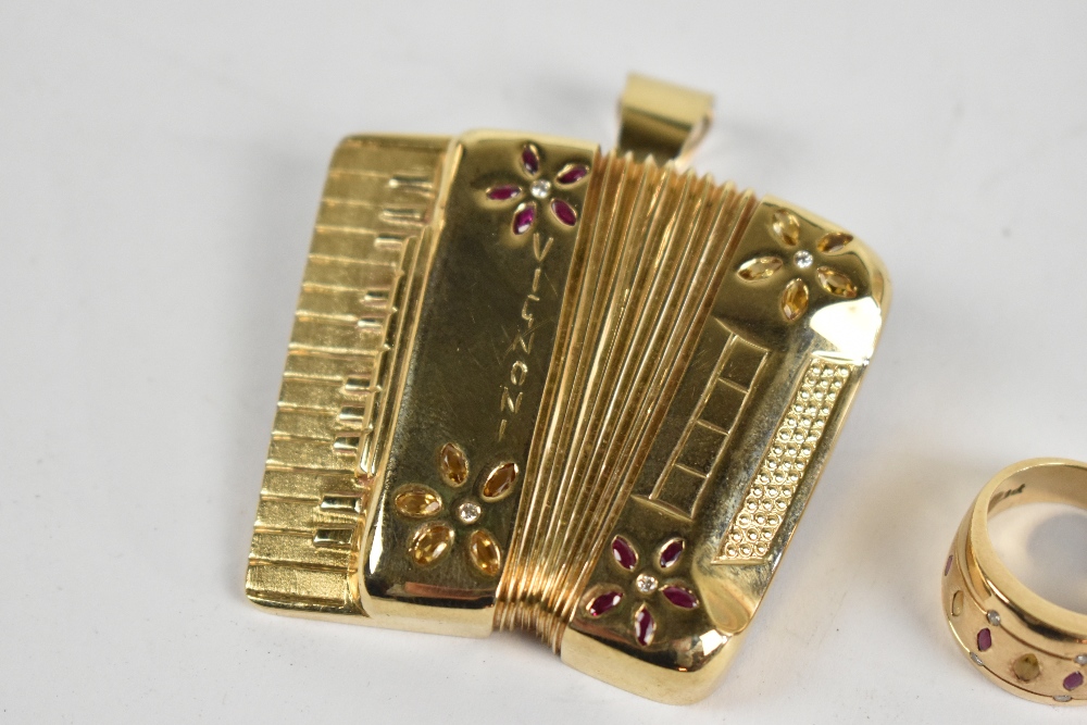 A novelty yellow metal brooch pendant in the form of a Vignoni piano accordion, gem set and - Image 3 of 5