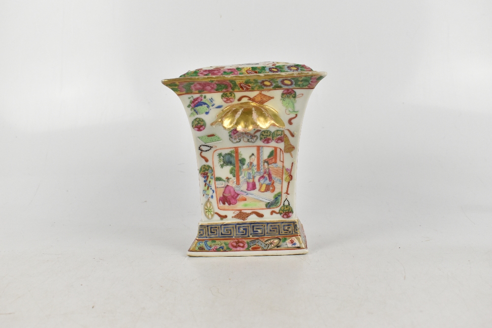 A 19th century Chinese Famille Rose bough pot and cover painted in enamels with figures in temple - Image 2 of 5