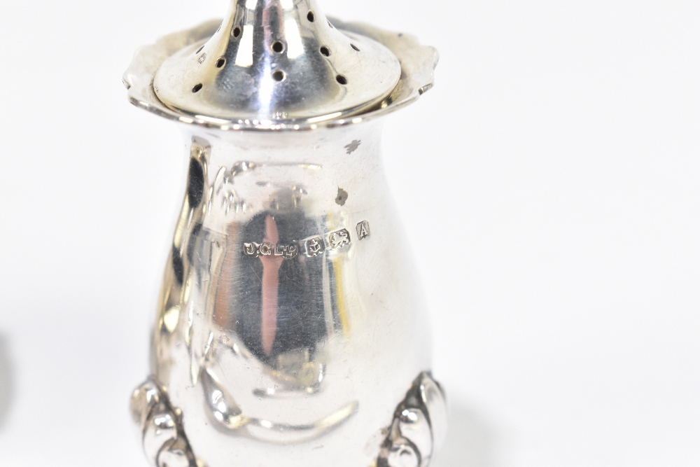 JOSEPH GLOSTER; a George V hallmarked silver three piece cruet, Birmingham 1925, together with - Image 6 of 6