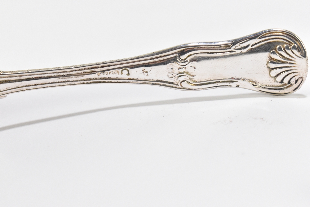 WILLIAM (II) CHARLES & HENRY ELEY; four George III hallmarked silver mustard spoons decorated in the - Image 3 of 3