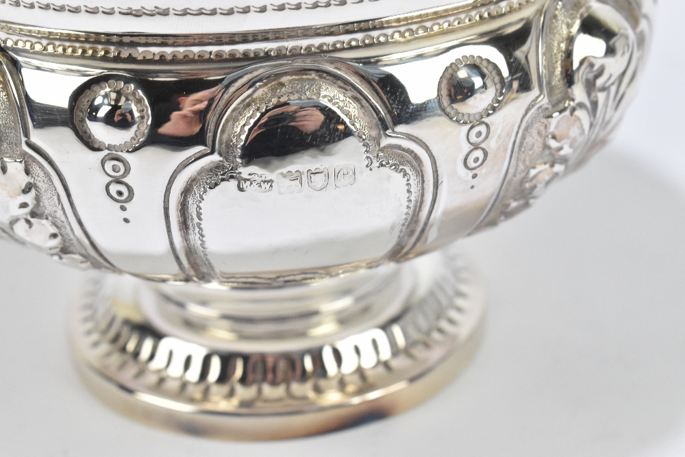 MAPPIN & WEBB; a late Victorian hallmarked silver bowl, with repousse detailing, London, 1900, 8. - Image 2 of 4