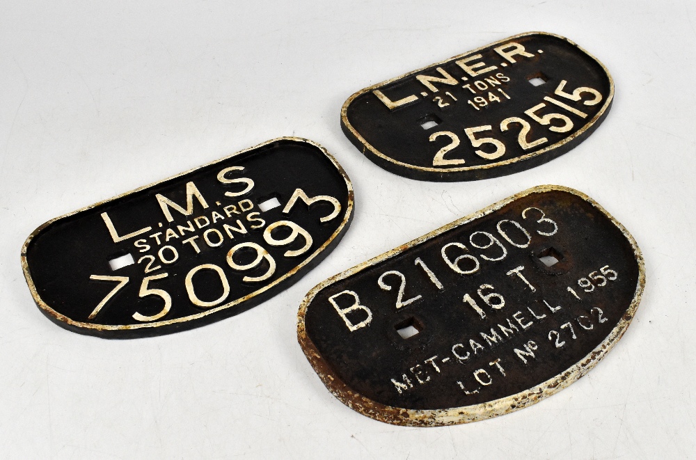 Three cast iron railway plates, comprising a LNER 21 tonnes plate, dated 1941, and number 252515, an