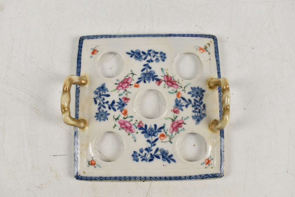 A late 18th century Chinese Export Famille Rose bough pot and cover of square trumpet form painted - Image 5 of 5