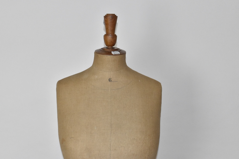 An early 20th century c.1900 French mannequin/tailor's dummy, with beige cloth to body and solid - Image 4 of 5