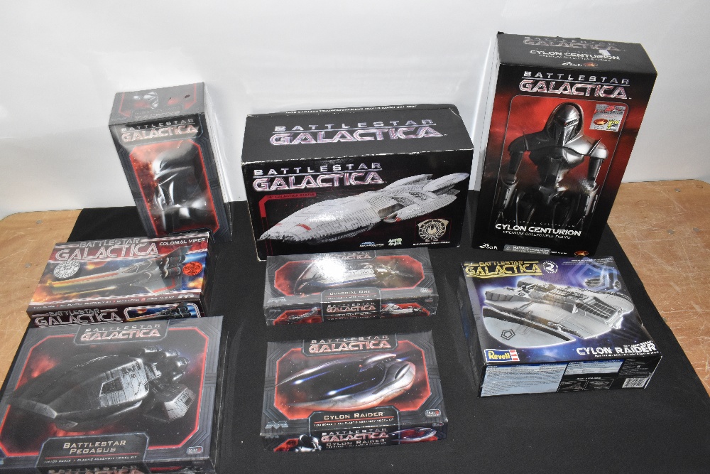 BATTLESTAR GALACTICA INTEREST; nine boxed models including Moebius models example of Colonial One, - Image 2 of 3