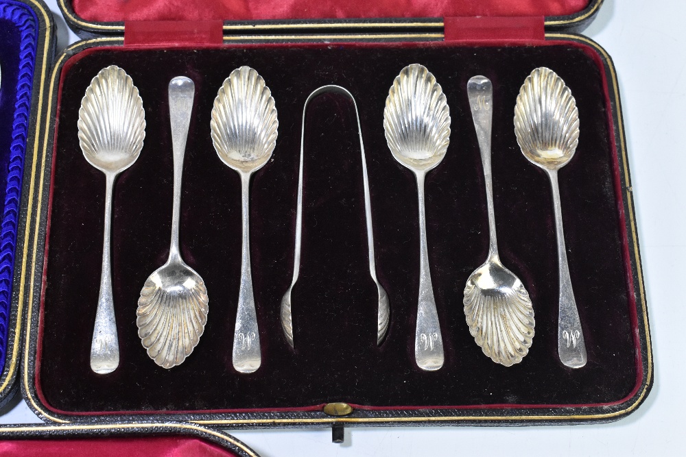 A set of six late Victorian hallmarked silver tea spoons and matching sugar tongs, with floral - Image 4 of 6