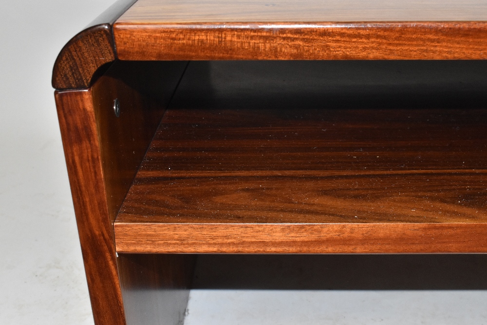 MANNER OF JENSEN FROKJAERAS; a 1970's Danish rosewood coffee table, with curved edges, height - Image 4 of 4