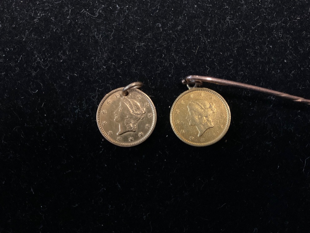 A pair of 9ct rose gold cufflinks, approx. 2.8g, a stick pin set with an 1851 $1, a similar - Image 2 of 3