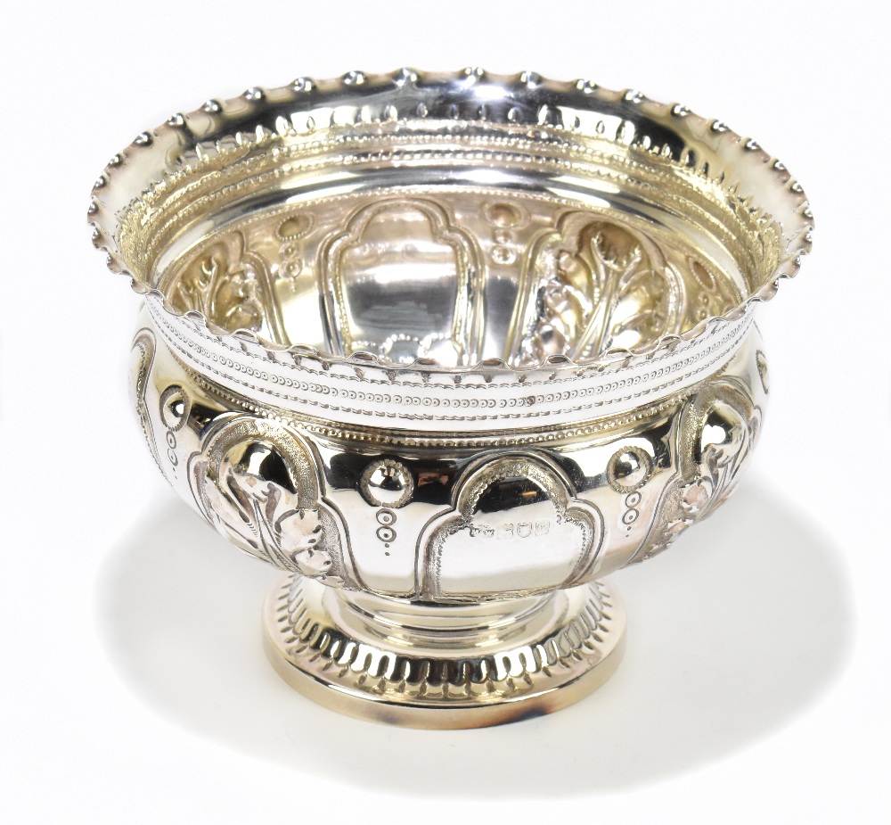 MAPPIN & WEBB; a late Victorian hallmarked silver bowl, with repousse detailing, London, 1900, 8.