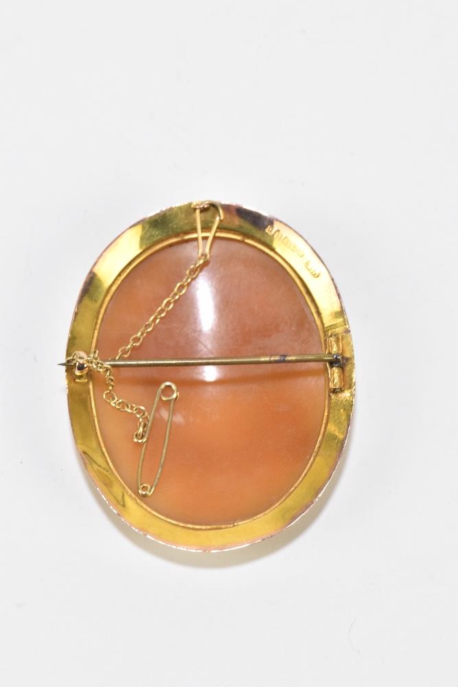 A 9ct yellow gold cased well carved cameo brooch depicting the profile portrait of a young woman, - Image 2 of 2