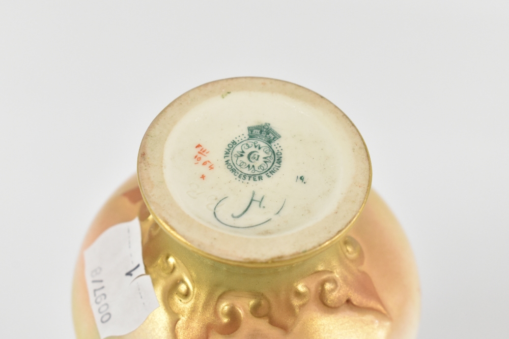 ROYAL WORCESTER; a hand painted vase of squat form with elongated neck decorated with roses, green - Image 3 of 3