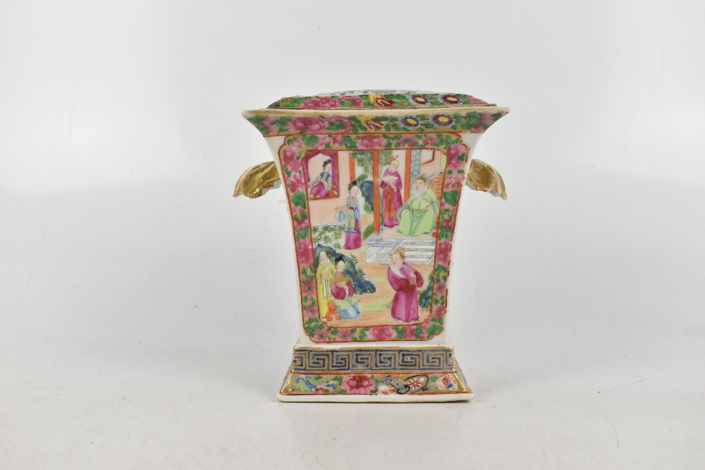 A 19th century Chinese Famille Rose bough pot and cover painted in enamels with figures in temple - Image 3 of 5
