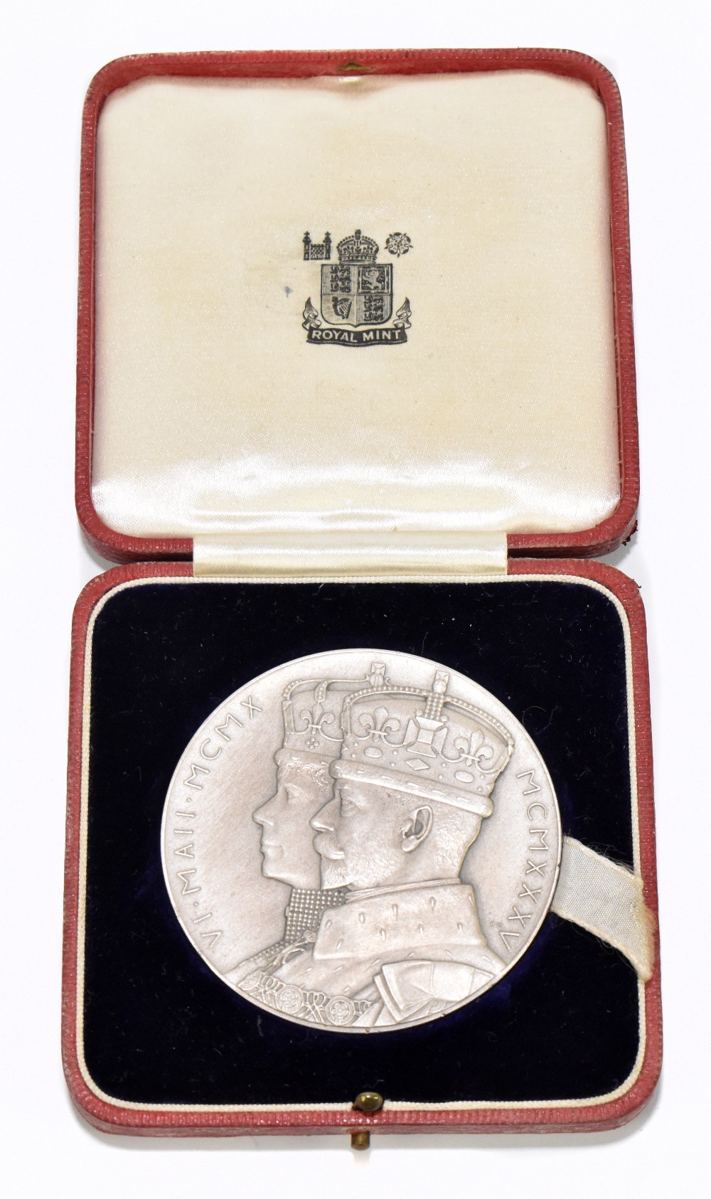 ROYAL MINT; a George V Jubilee silver medal, 1935, in leather case (1)