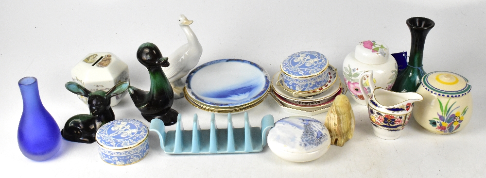 A quantity of various ceramics to include 19th and 20th century examples,