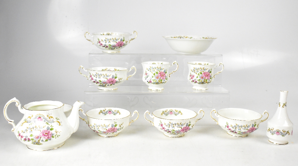 ROYAL STANDARD; a large quantity of 'Mandarin' pattern tea and dinnerware to include plates, bowls,