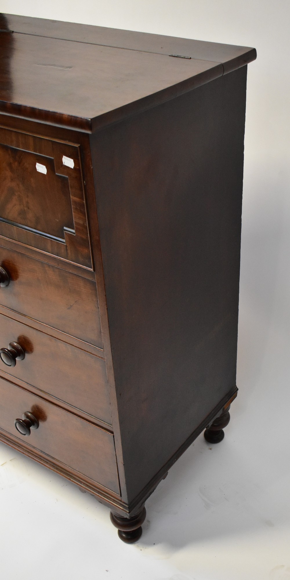 A 19th century mahogany Scottish chest of drawers, - Image 3 of 6