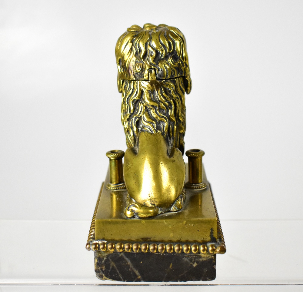 A late 19th century French brass inkwell and quill holder, modelled as a Lowchen/poodle dog, - Bild 3 aus 4