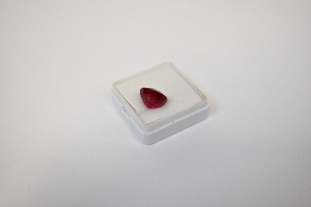 A loose 8.07 carat round ruby with GIL Laboratory Certificate. - Image 2 of 3