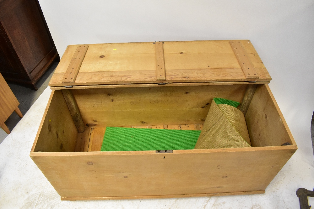 A very large, possibly bespoke made pine bedding box, the pine top with iron external hinges, - Image 3 of 3