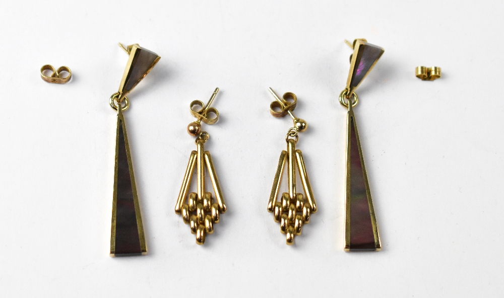 Two pairs of modern 9ct gold earrings comprising a pair of mother of pearl style inset triangular