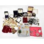Various items of costume jewellery to include brooches, ladies' fashion watches,