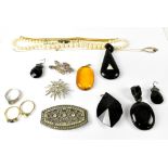 Various items of vintage and modern costume jewellery to include a 9ct gold ring with cultured