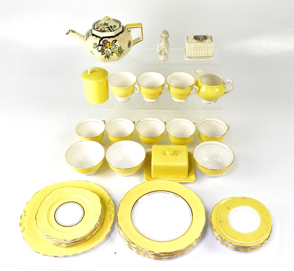 A quantity of vintage Colclough 'Primrose' yellow gilt-heightened teaware including sandwich plate,
