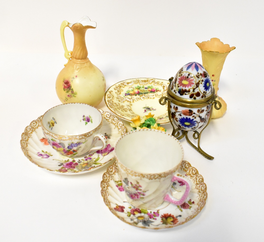 Various 19th and early 20th century floral decorated collectible porcelain,