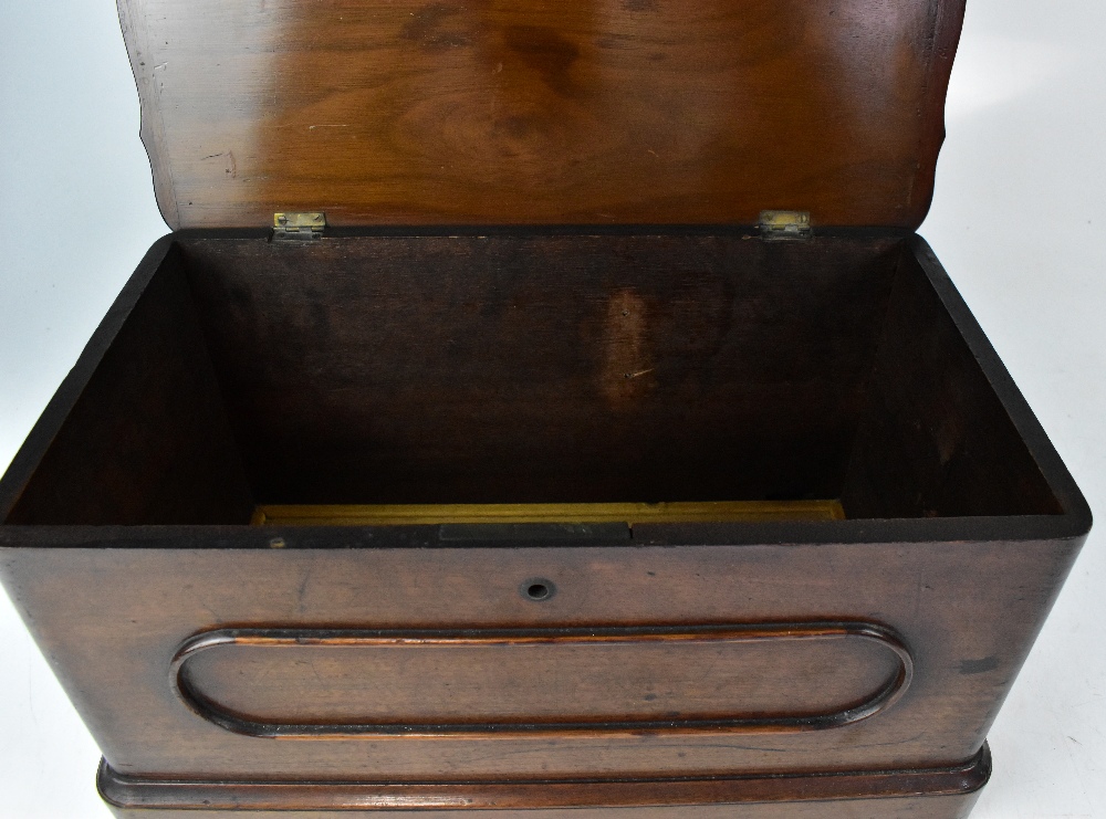 A Victorian mahogany work box with scalloped edged lid and moulding to the sides, on plinth base, - Image 3 of 3