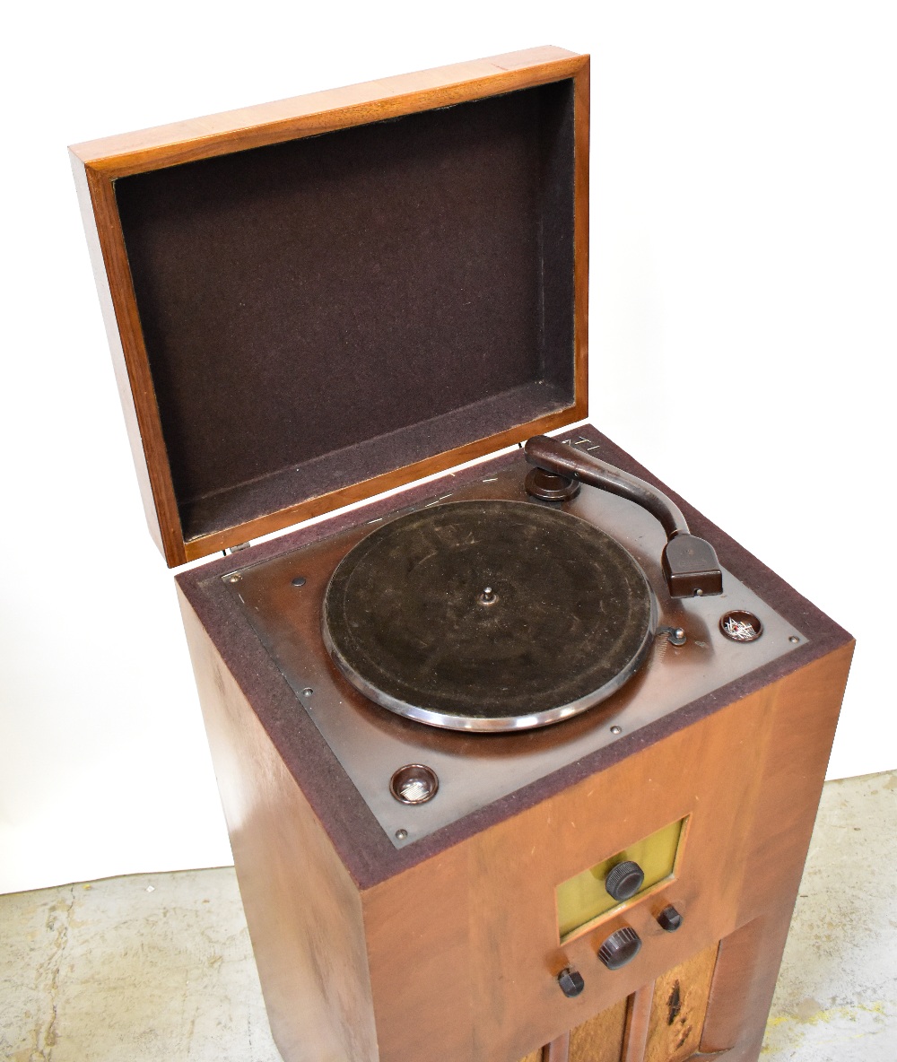 An early 20th century walnut cased Art Deco style radiogram, - Image 2 of 4