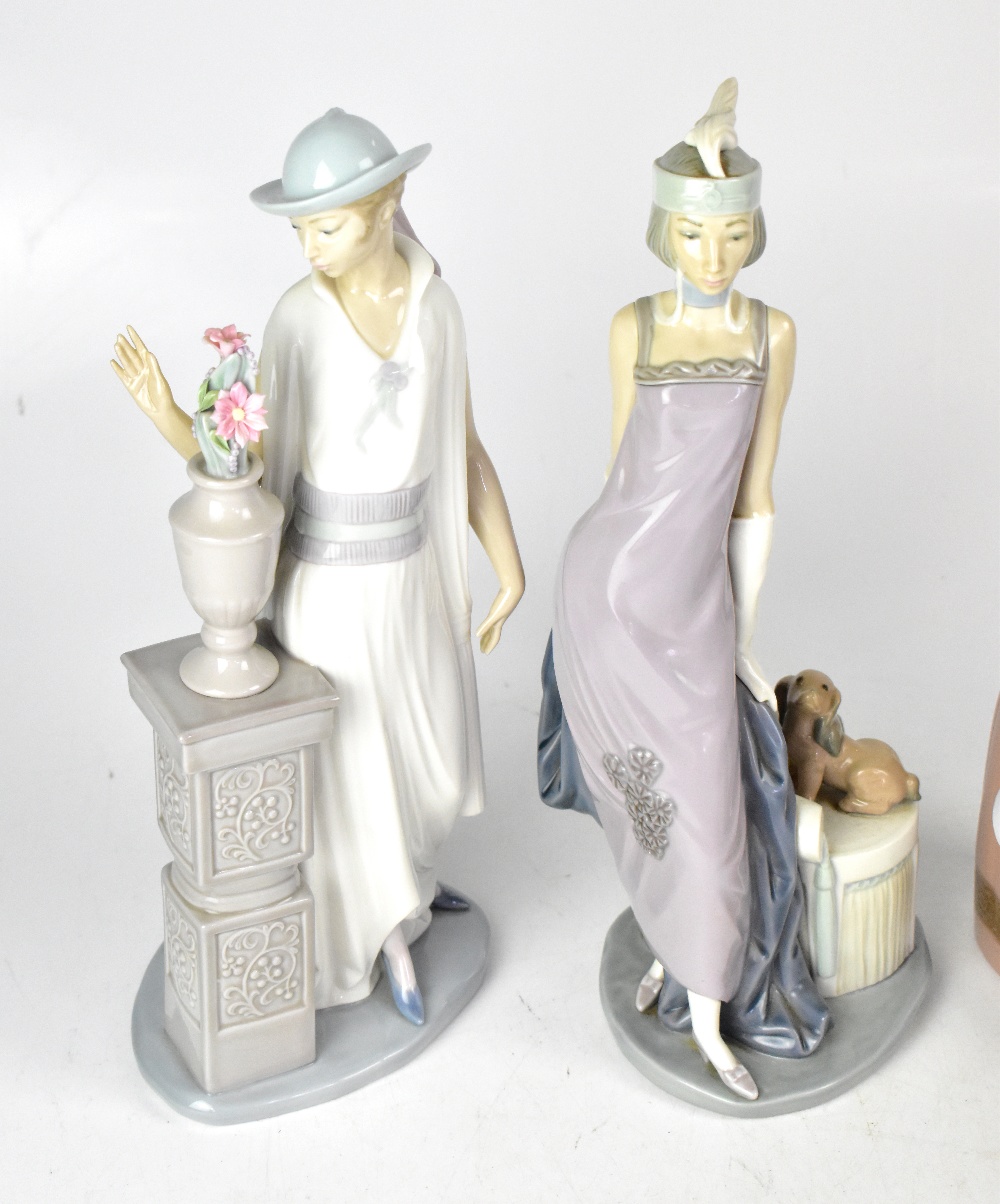 LLADRÓ; four large porcelain figure groups, comprising an Art Deco lady with puppy by seat, - Bild 2 aus 4