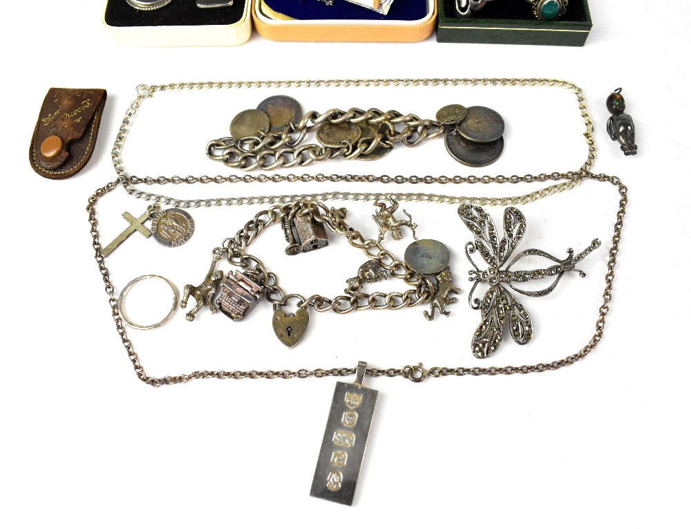 A quantity of mainly silver jewellery to include an ingot, - Image 3 of 4