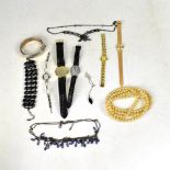 A quantity of modern, vintage and antique costume jewellery,