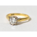 An 18ct yellow gold diamond solitaire ri