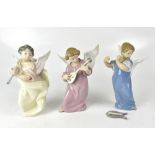 LLADRÓ; three small cherubs playing a lu