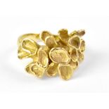 A 9ct gold abstract design dress ring, s