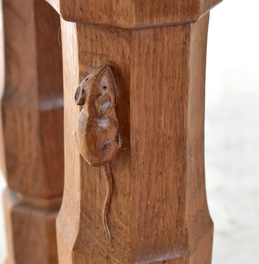 ROBERT 'MOUSEMAN' THOMPSON (1876-1955); an oak dining suite comprising hand adzed refectory table, - Bild 10 aus 13