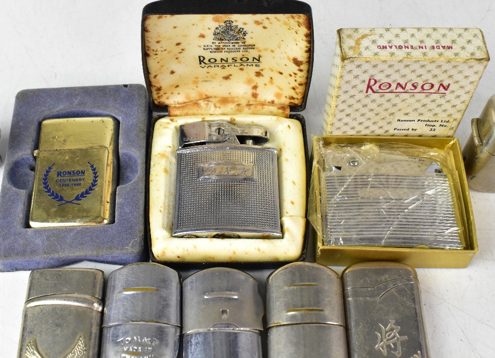 Eleven vintage lighters, three Ronson ex - Bild 3 aus 3