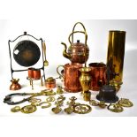 A small quantity of brass and copper ware to include a spirit kettle on stand, a dinner gong,