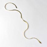 A 9ct gold flat link necklace with punch dot decoration and lobster claw clasp, length approx 40cm,