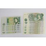 Two groups of five Series C £1 notes, group one DU39 711081 to 85,