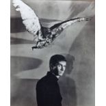 Movie autograph. Anthony Perkins. Psycho (owl shot). B/W photo, 8x10 inch, mounted on rust red