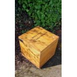 Industrial Wooden box stamped Brickwork Transparences