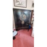 Large lacquered chinoiserie style tv cabinet on legs. H 170cm W 106 cm. No condition issues.