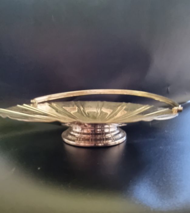 Art Deco Bon Bon dish/ footed bowl with handle. Plated. Some wear to plate at centre. - Image 2 of 2