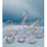 Set of 4 graduated glass swans, along with 2 other glass swans (6)