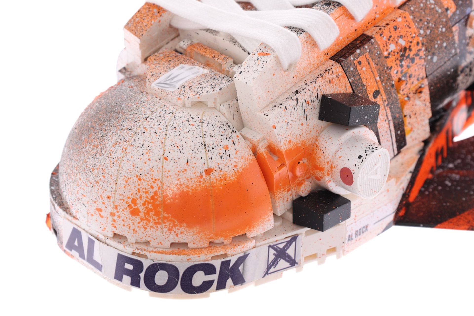 NICE! - A(u)ktion 2022: Adidas-Sneaker gestaltet von AL ROCK - Bild 3 aus 6